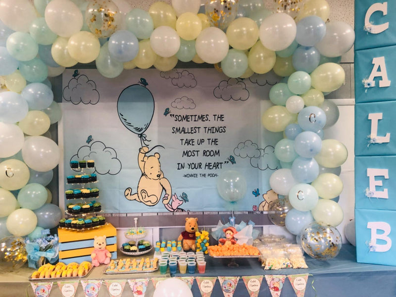 Classic Winnie The Pooh Backdrop Baby Shower Light Blue Background Hot Air with White Clouds Backgrounds for Boy 1st Birthday Butterfly Vinyl Backgrounds Party Decoration